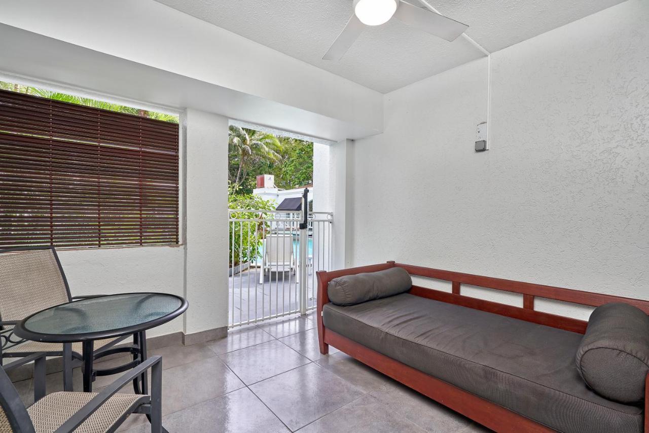 Alassio Apartments With Direct Pool Access パーム・コーブ 部屋 写真