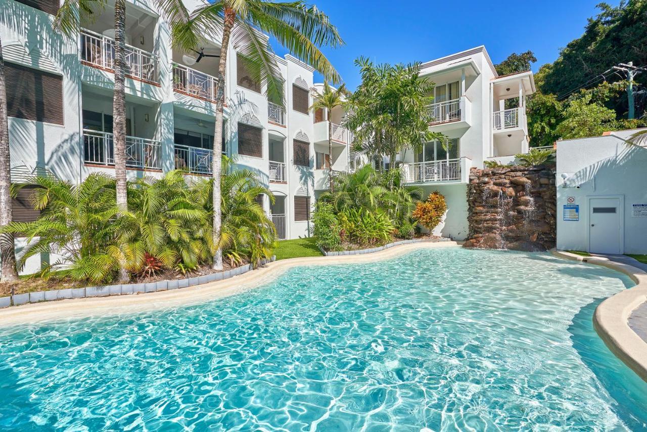 Alassio Apartments With Direct Pool Access パーム・コーブ エクステリア 写真