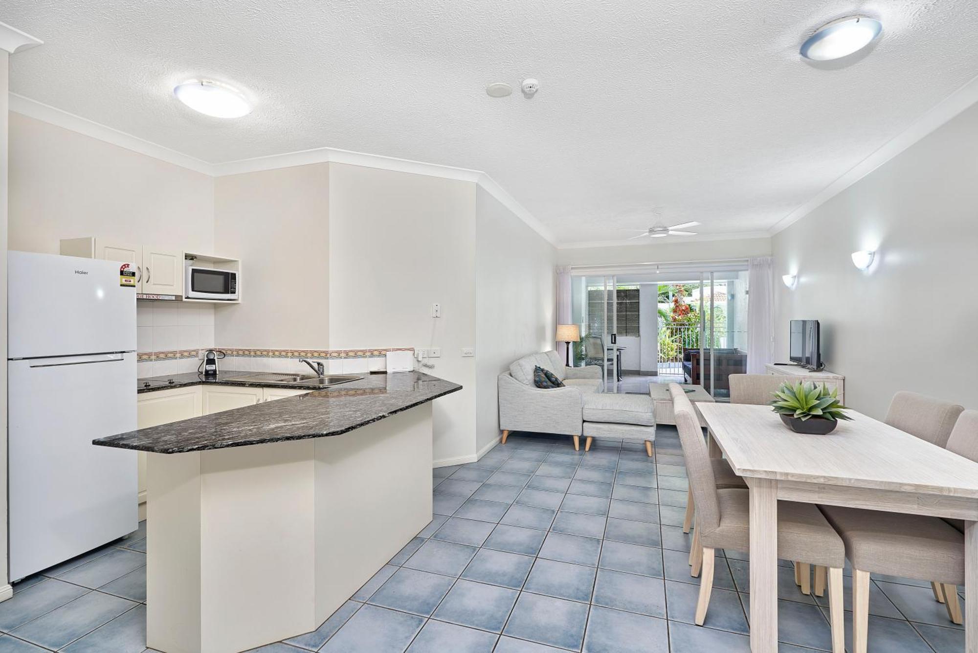 Alassio Apartments With Direct Pool Access パーム・コーブ 部屋 写真